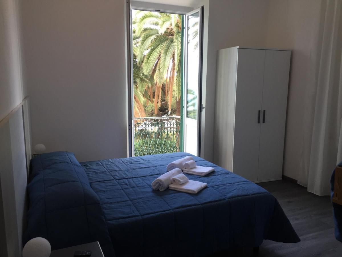 Hotel Mare Inn Finale Ligure Rum bild